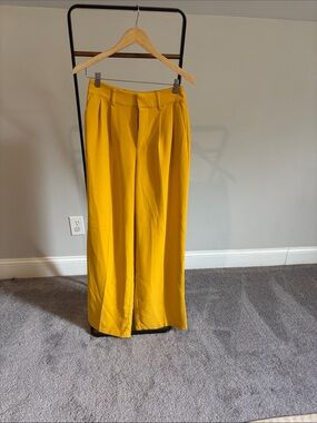 Sergio Hudson for Target yellow trousers